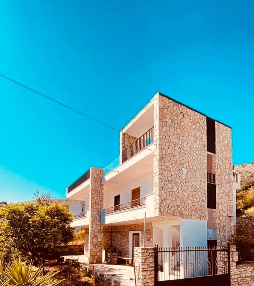 Comfort Guest Rooms Vila Hm Sarandë Exteriér fotografie
