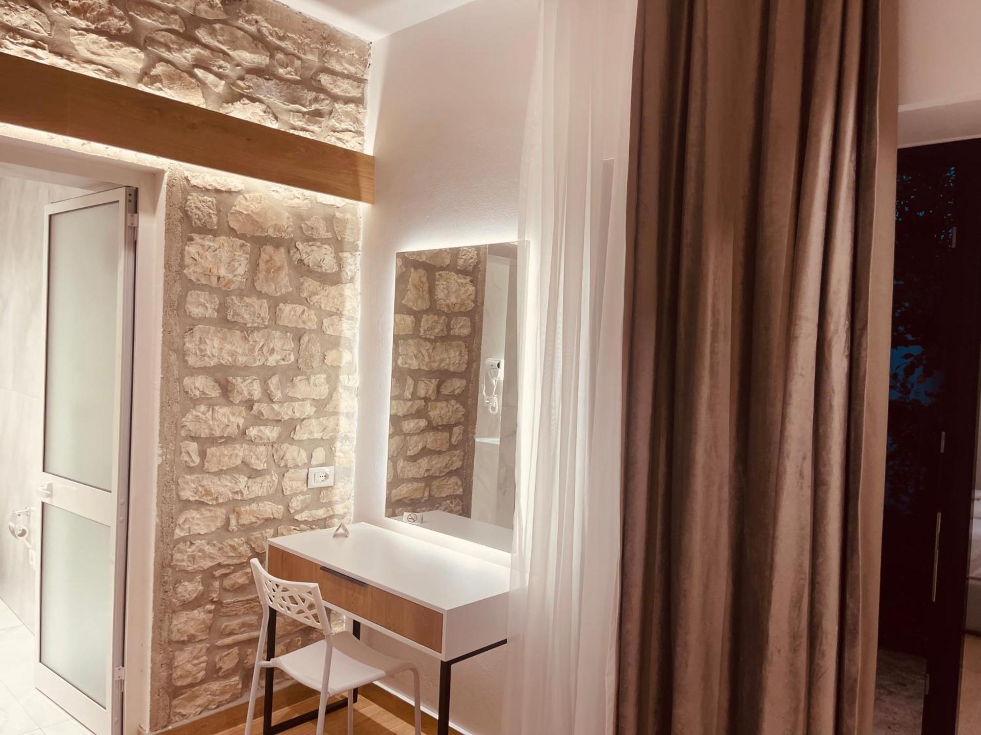 Comfort Guest Rooms Vila Hm Sarandë Exteriér fotografie