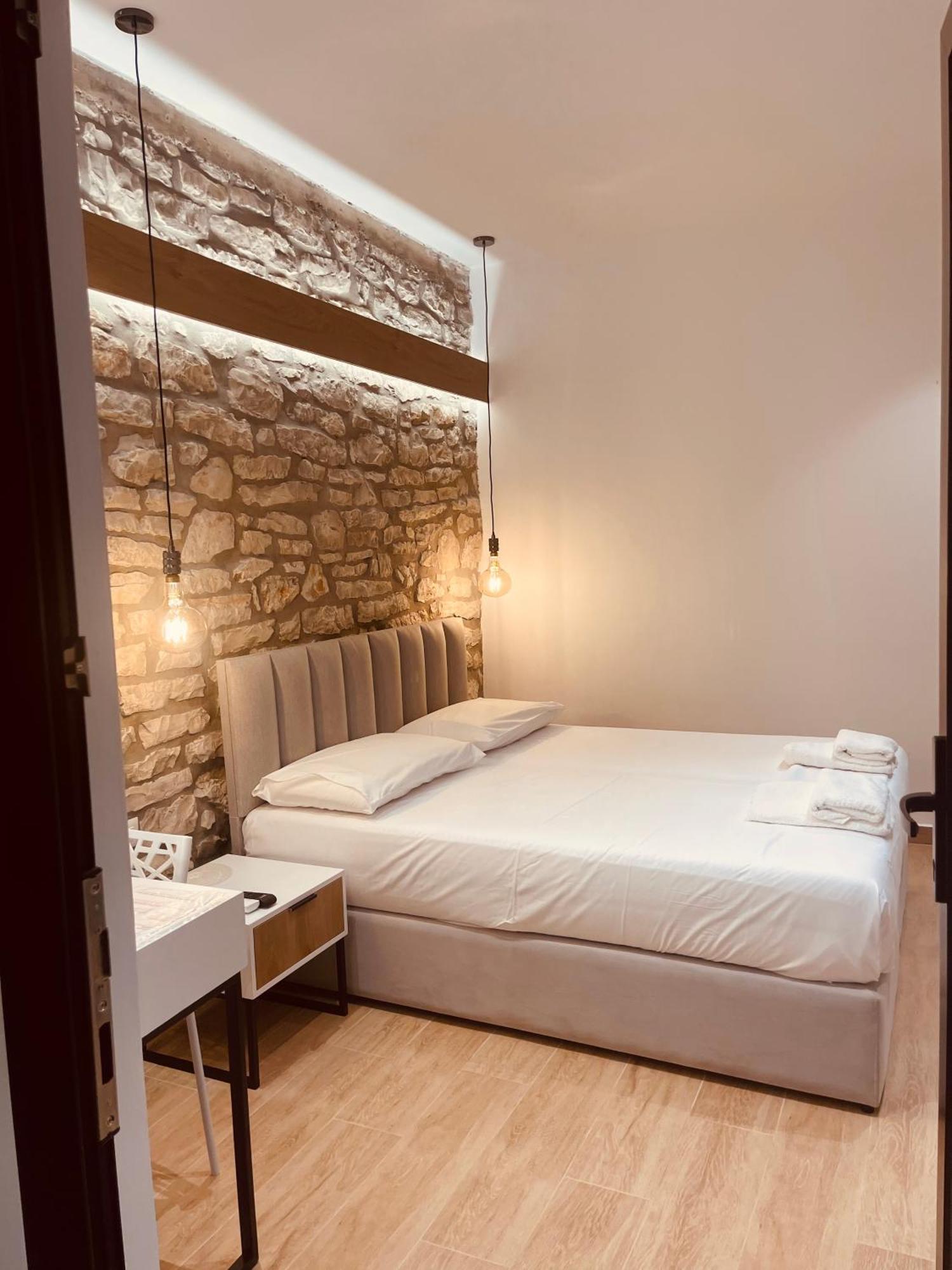 Comfort Guest Rooms Vila Hm Sarandë Exteriér fotografie